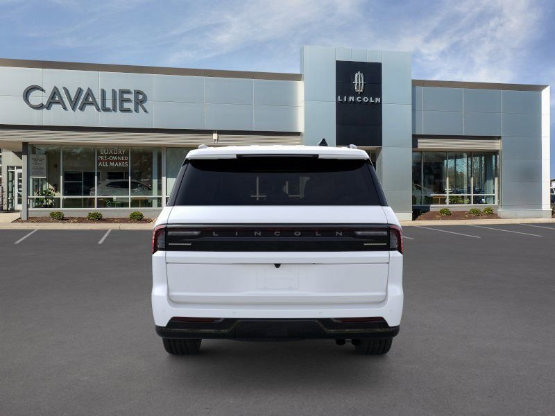 New 2026 Lincoln Navigator L Reserve AWD/4WD image 5