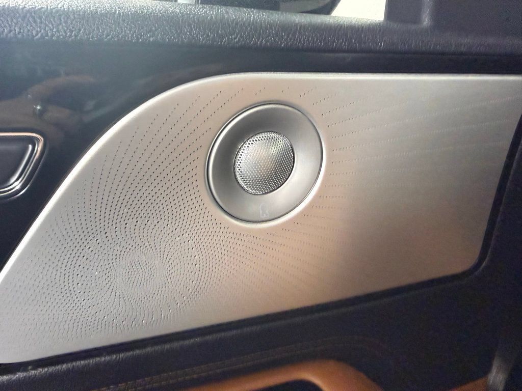 Certified 2023 Lincoln Aviator Black Label w/ Dynamic Handling Package AWD/4WD image 36