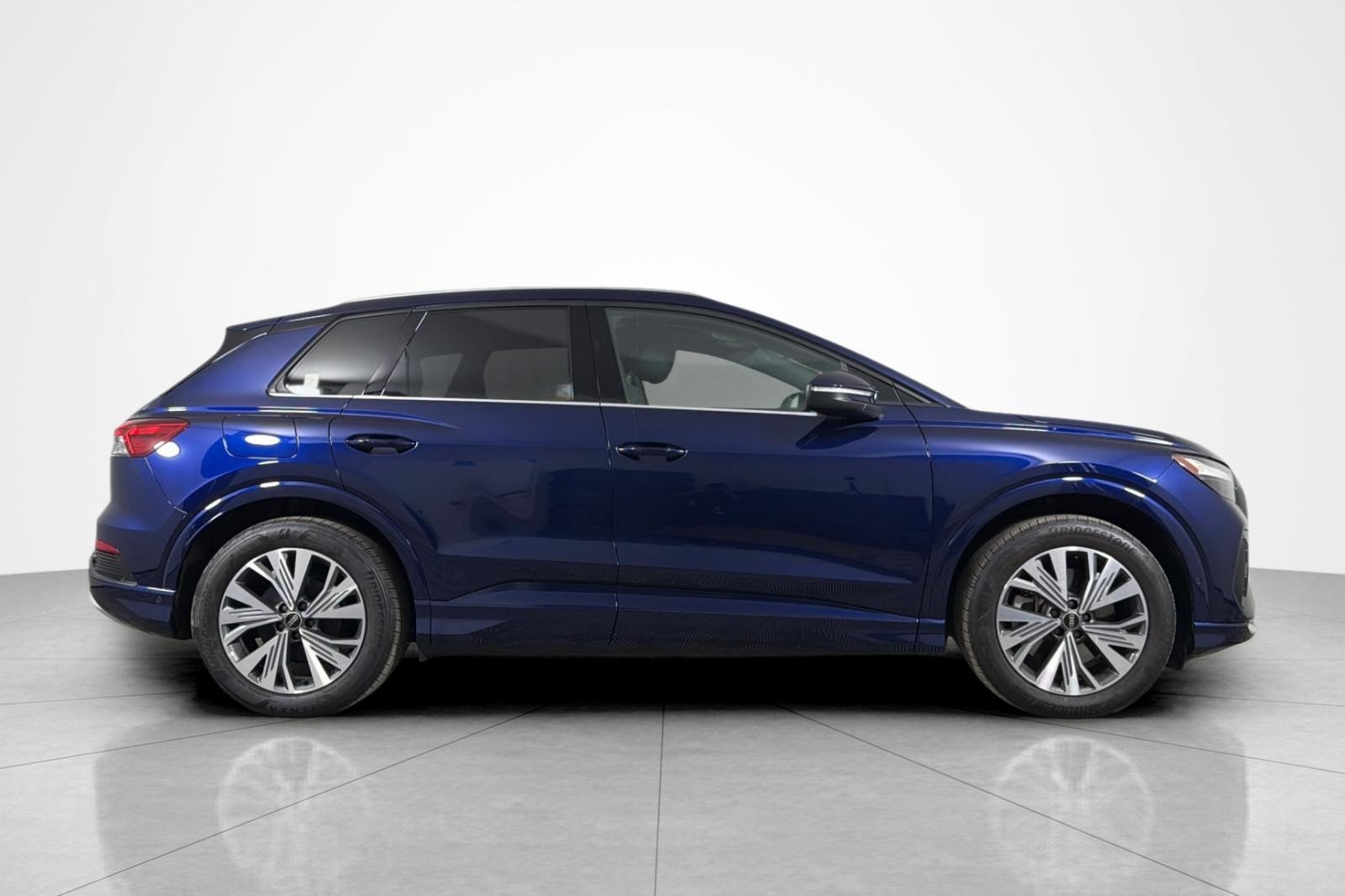 Certified 2023 Audi Q4 e-tron Premium w/ Premium Plus RWD image 6