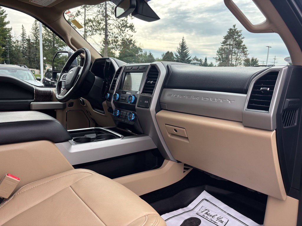 Used 2019 Ford F350 Lariat w/ Lariat Ultimate Package AWD/4WD image 24