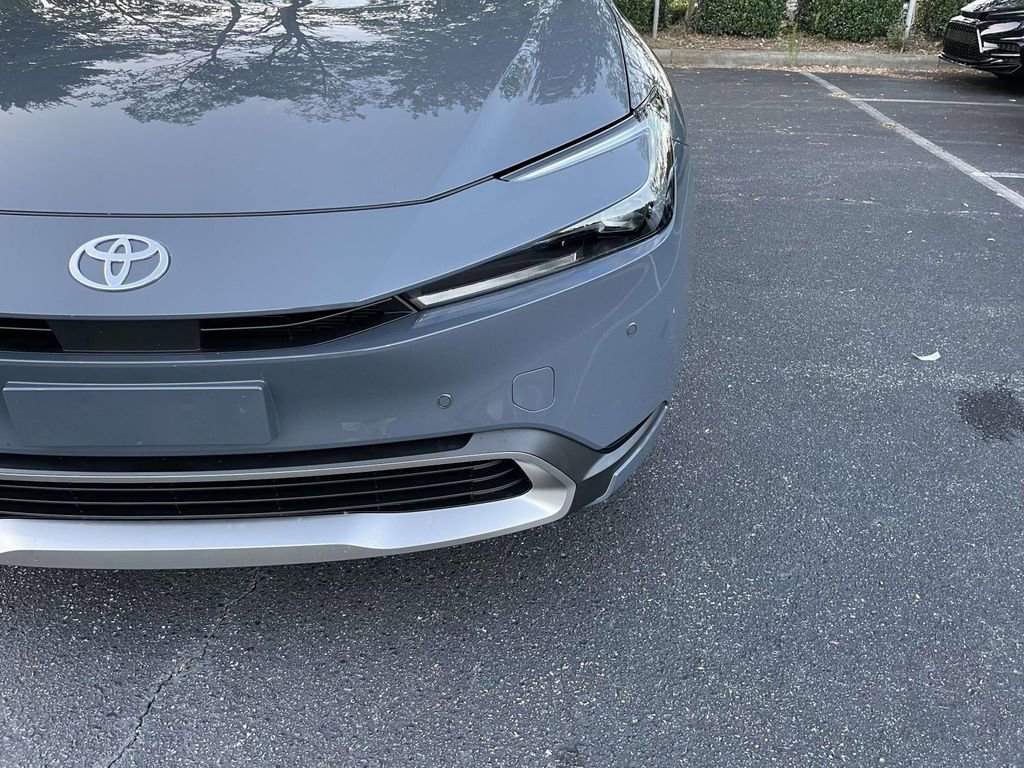 New 2026 Toyota Prius Plug-In Hybrid image 17