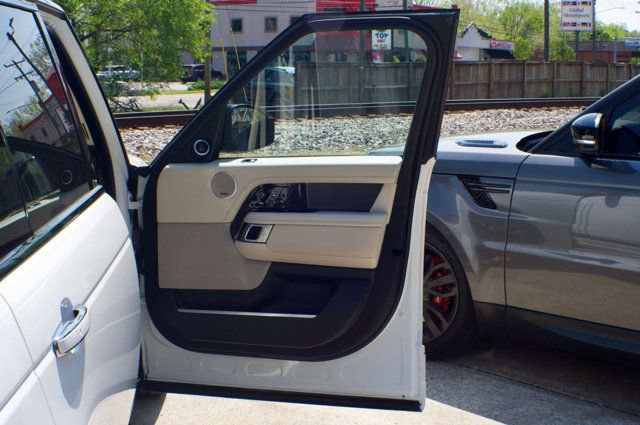 Used 2020 Land Rover Range Rover SV Autobiography Dynamic image 42