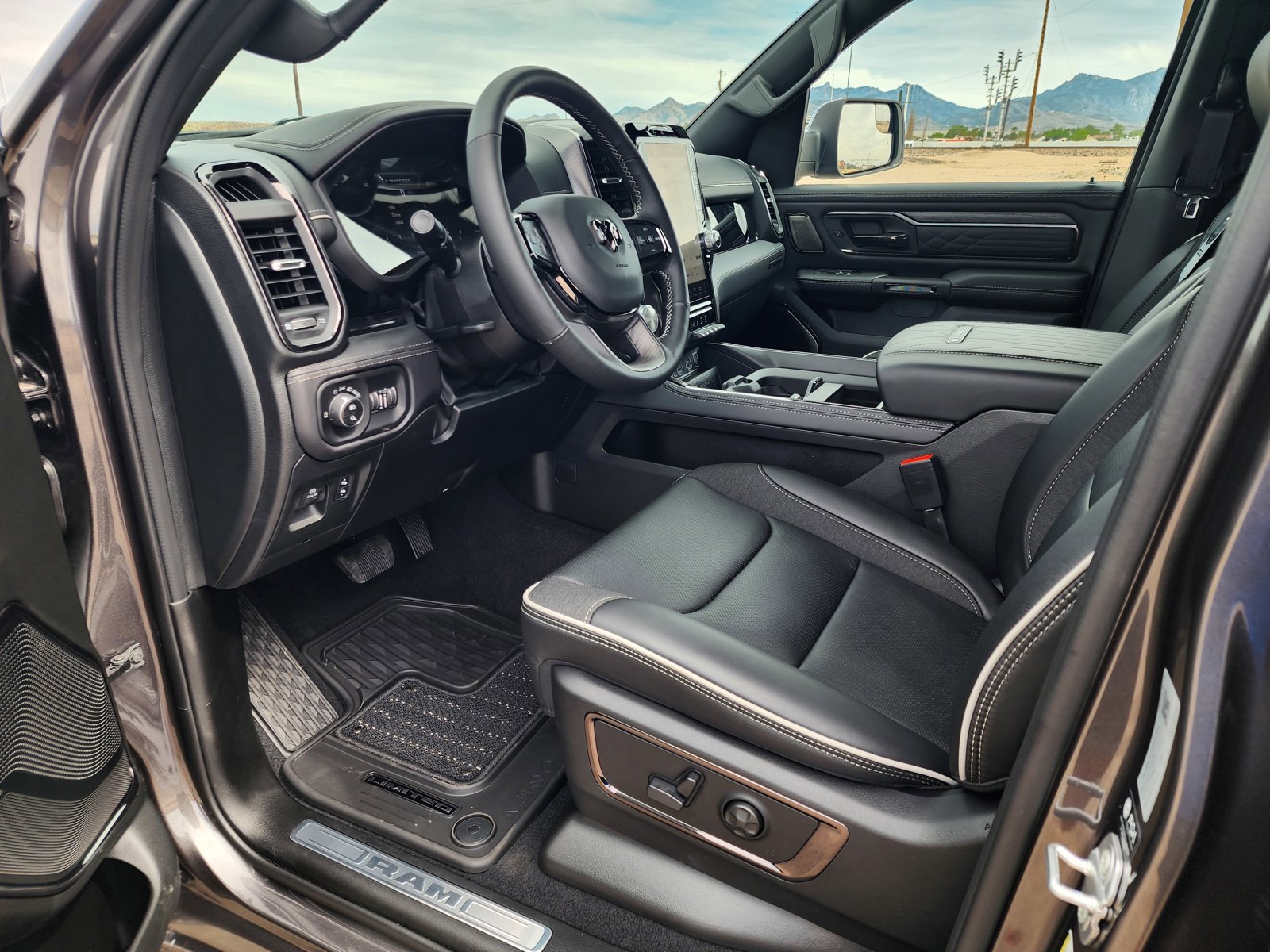 New 2026 RAM 1500 Limited AWD/4WD image 16