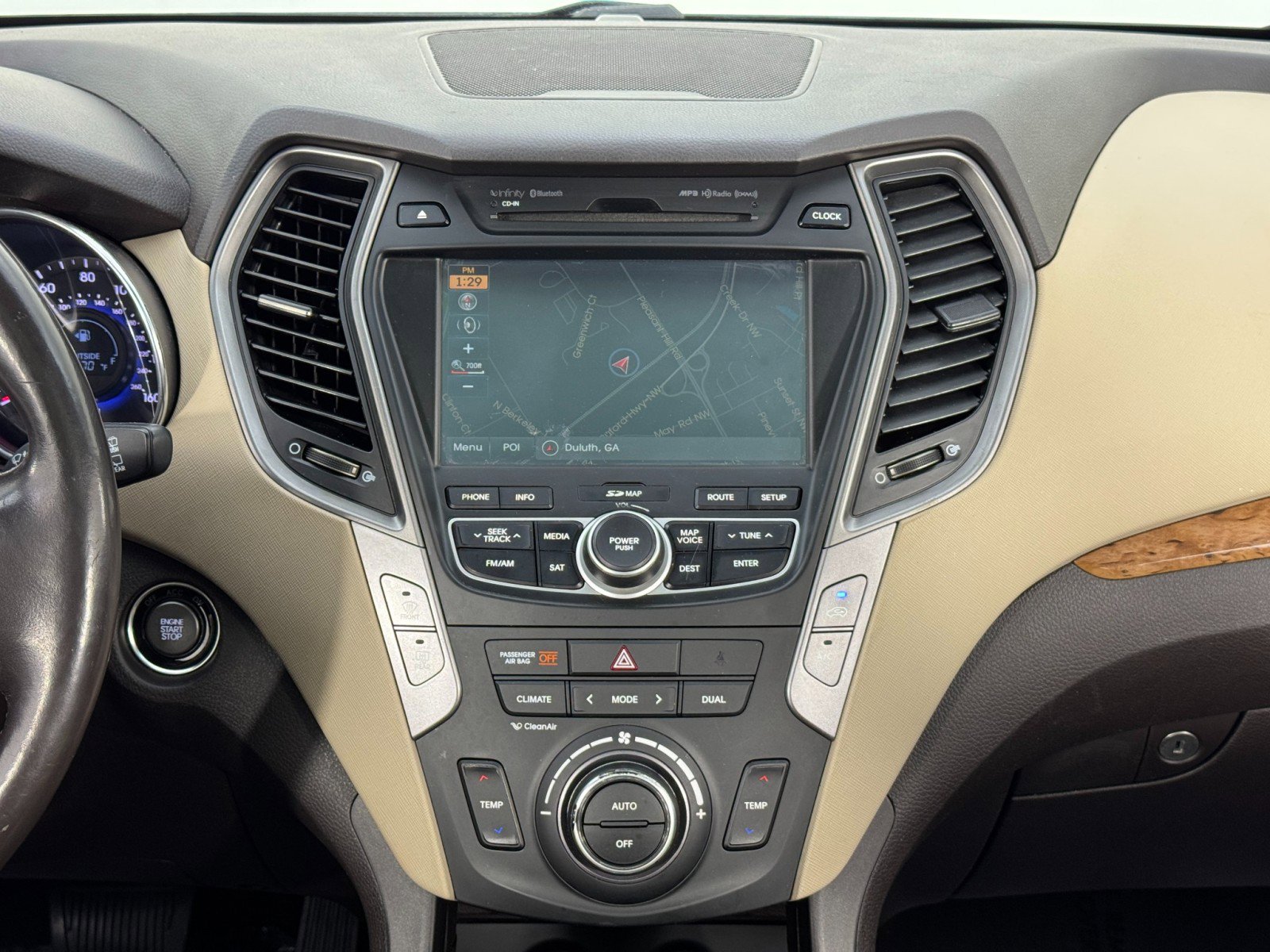 Used 2014 Hyundai Santa Fe w/ Technology Package 05 image 25