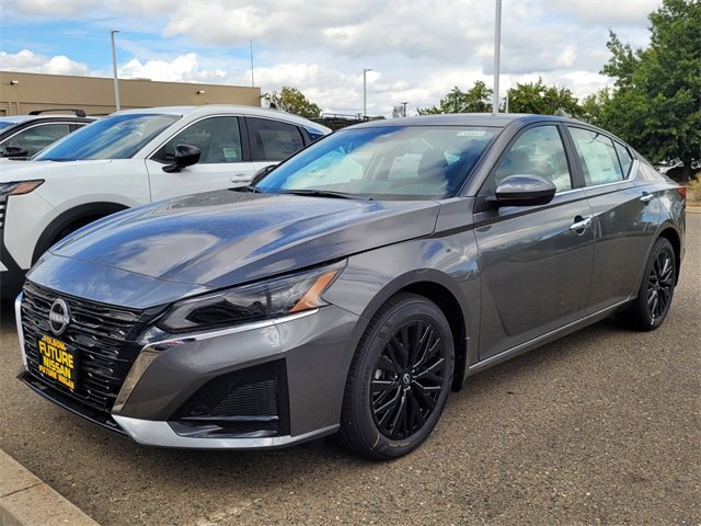 New 2025 Nissan Altima 2.5 SV