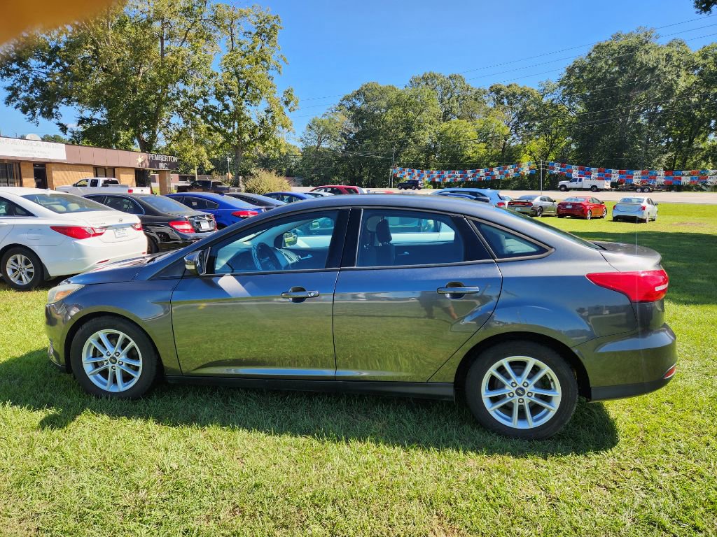 Used 2016 Ford Focus SE image 3