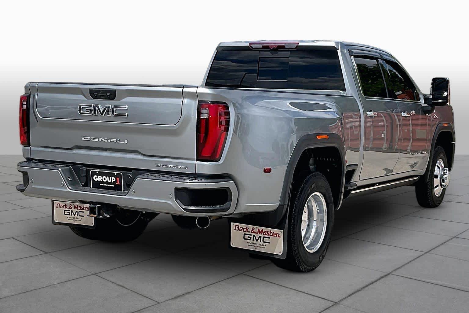 Certified 2024 GMC Sierra 3500 Denali Ultimate AWD/4WD image 13