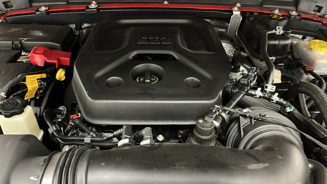 Used 2024 Jeep Wrangler Sport AWD/4WD image 27