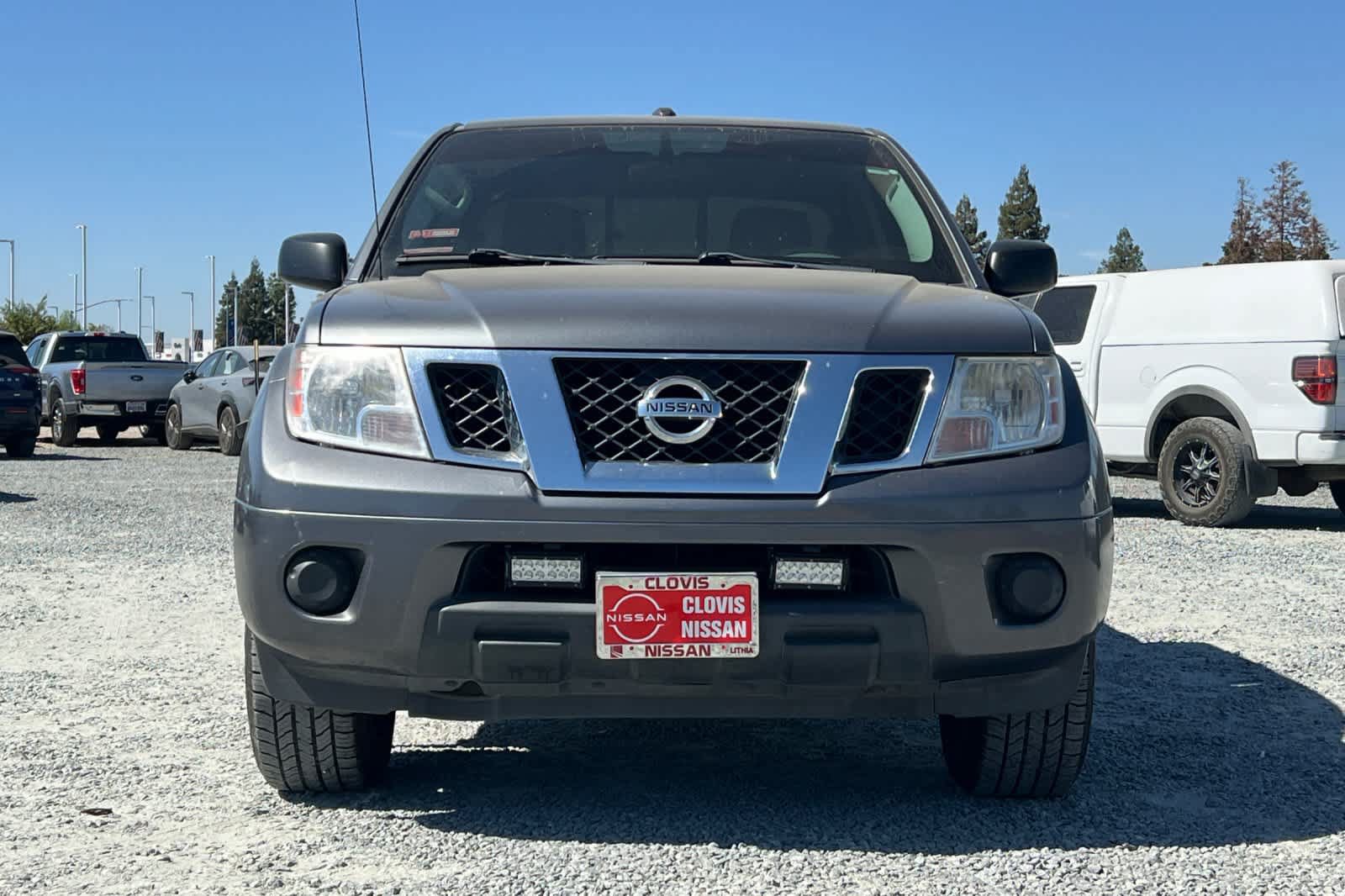 Used 2017 Nissan Frontier SV RWD image 11