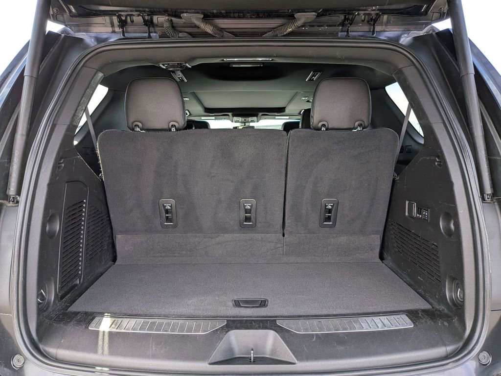 Used 2022 Chevrolet Tahoe RST w/ Sport Performance Package image 6