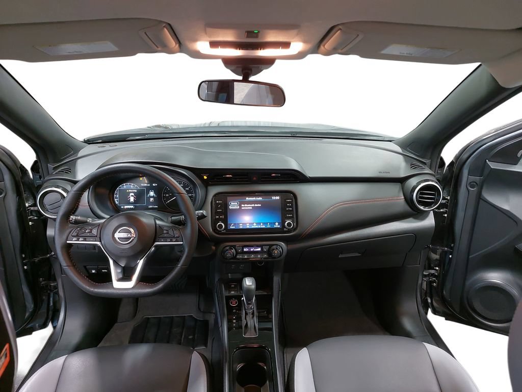 Certified 2023 Nissan Kicks SR w/ SR Premium Package FWD image 9