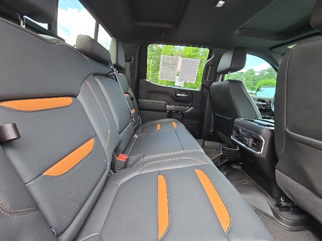 Used 2021 GMC Sierra 1500 AT4 w/ AT4 Preferred Package AWD/4WD image 14