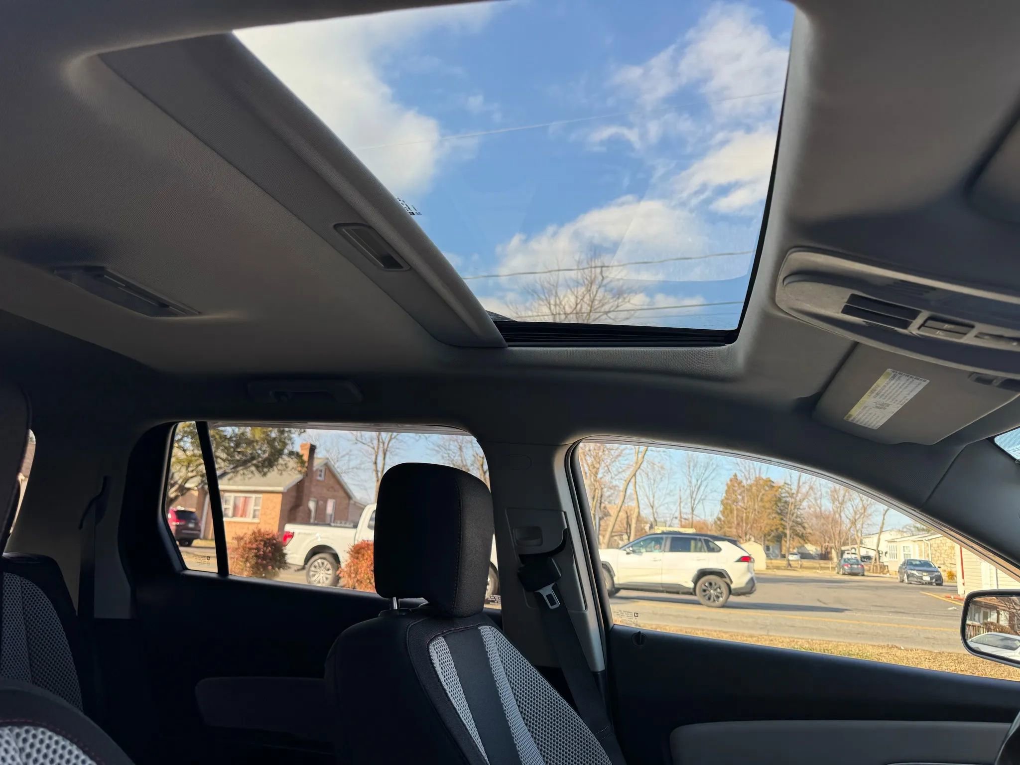 Used 2015 GMC Terrain SLE w/ Chrome Edition image 18