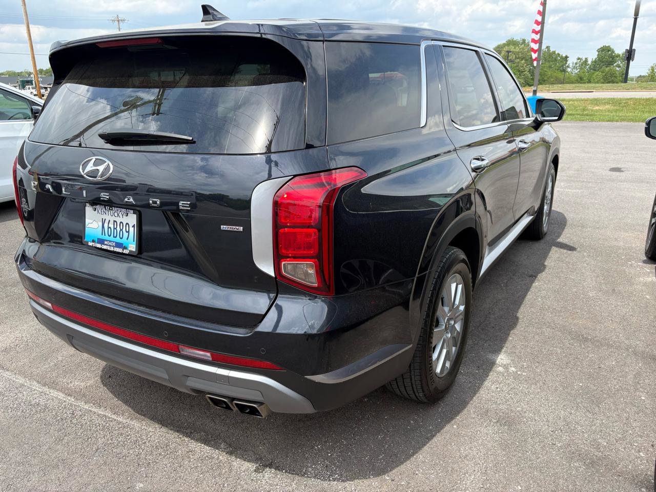 Used 2025 Hyundai Palisade SE AWD/4WD image 7