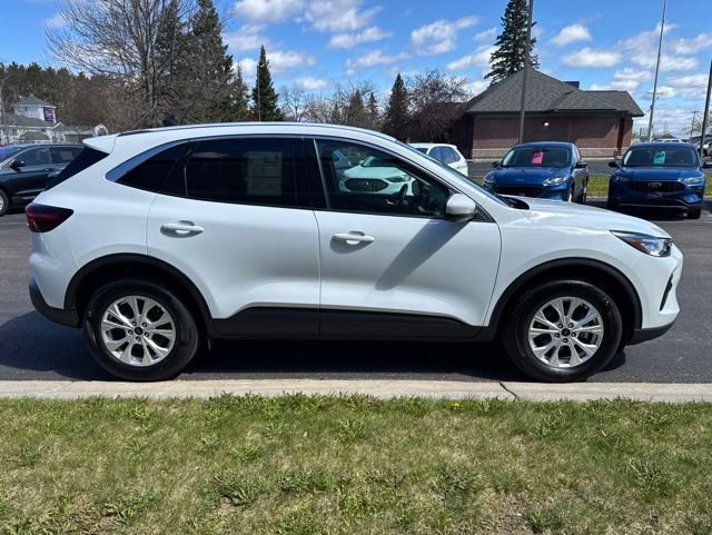 Certified 2023 Ford Escape Active w/ Tech Pack #2 AWD/4WD image 9