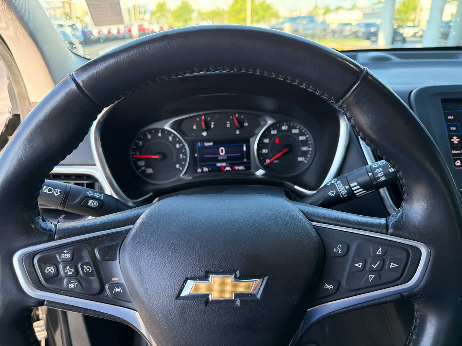 Used 2022 Chevrolet Equinox LT FWD image 24