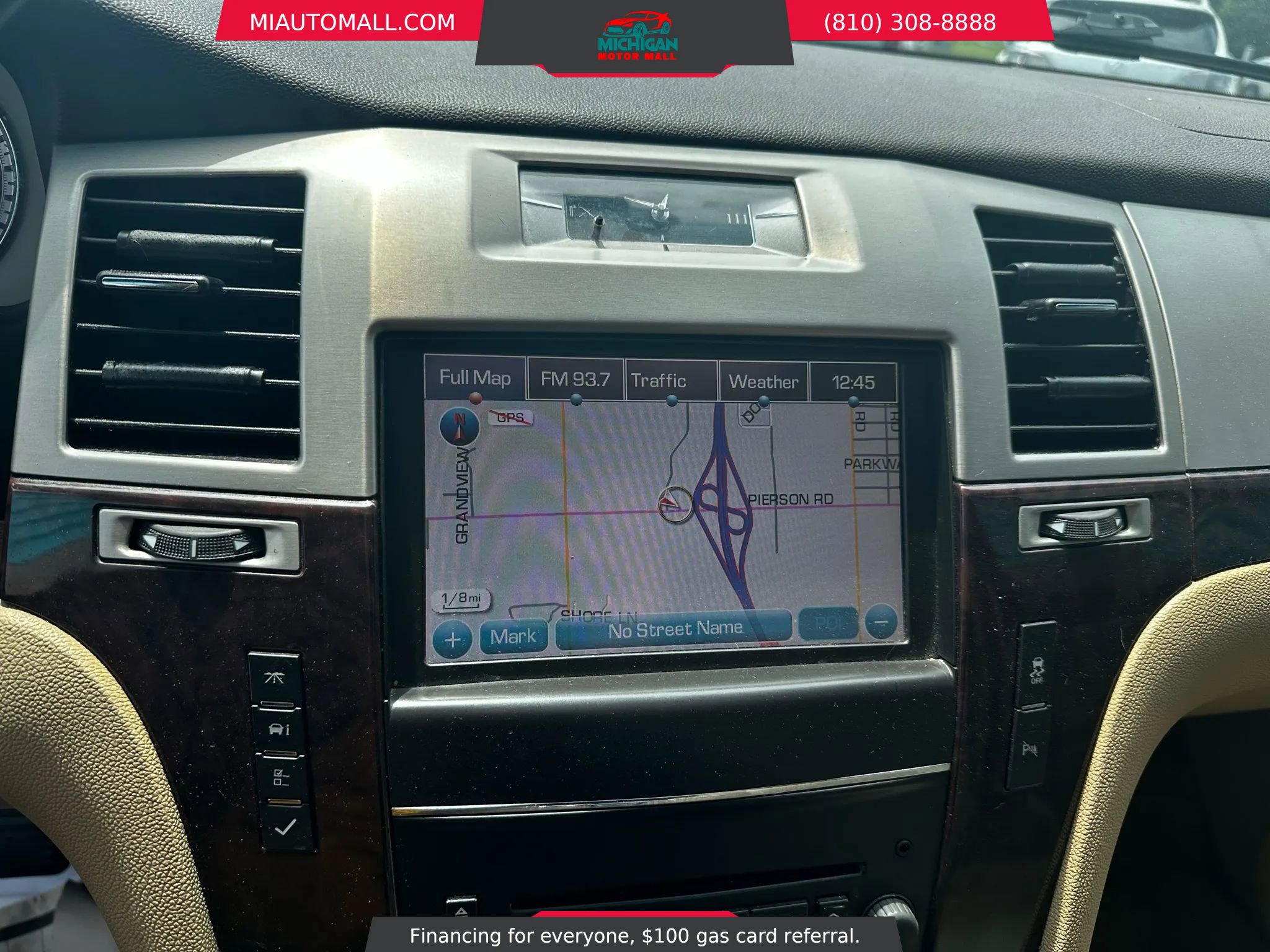 Used 2013 Cadillac Escalade Premium AWD/4WD image 25