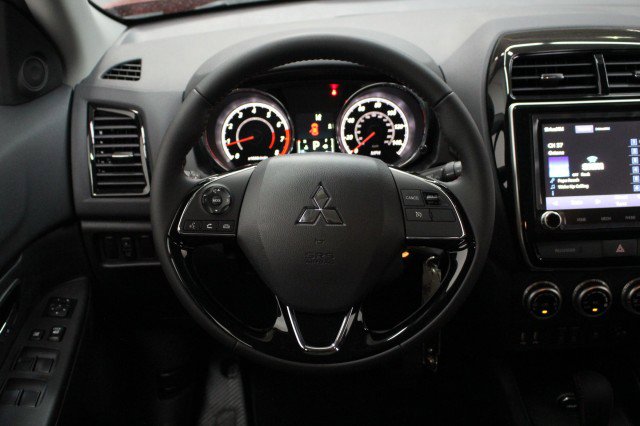 New 2026 Mitsubishi Outlander Sport LE AWD/4WD image 21