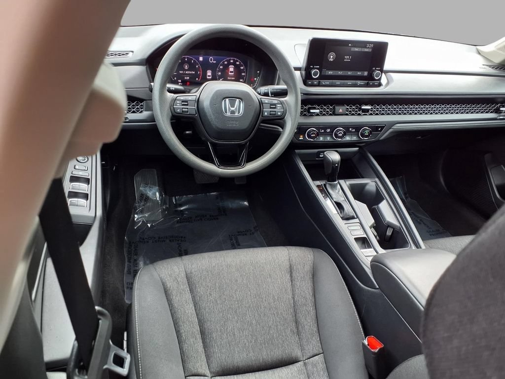 Used 2024 Honda Accord EX image 4
