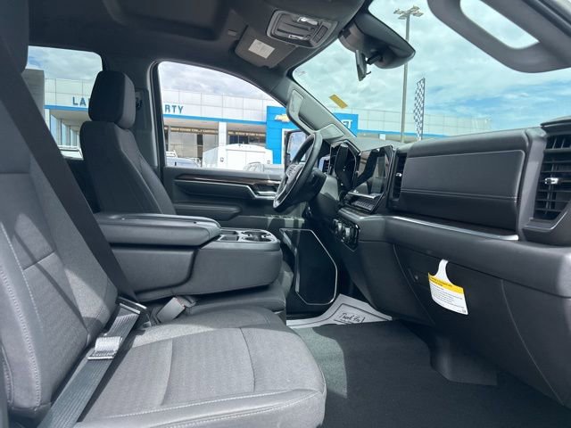 Used 2025 Chevrolet Silverado 2500 LT AWD/4WD image 32