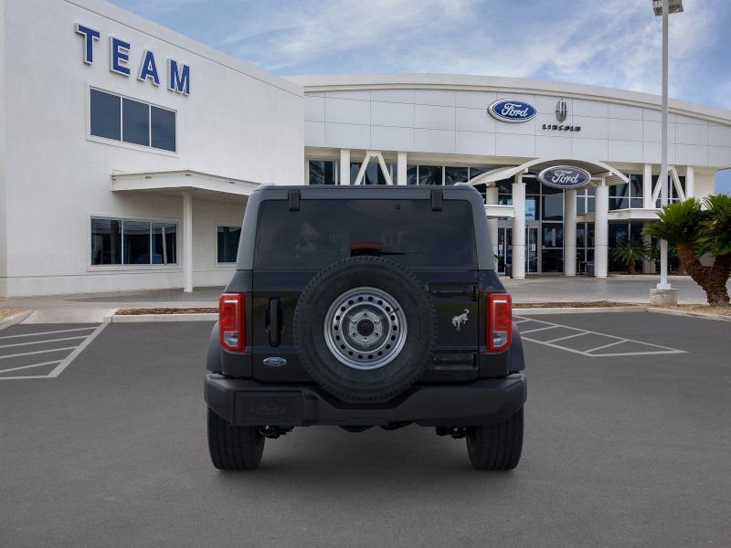 New 2025 Ford Bronco 4-Door image 5