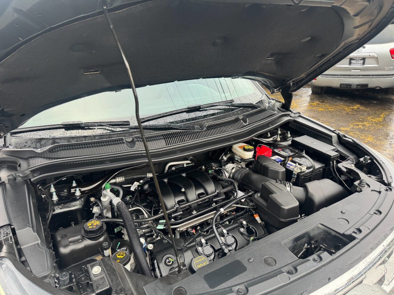 Used 2018 Ford Explorer Limited image 13