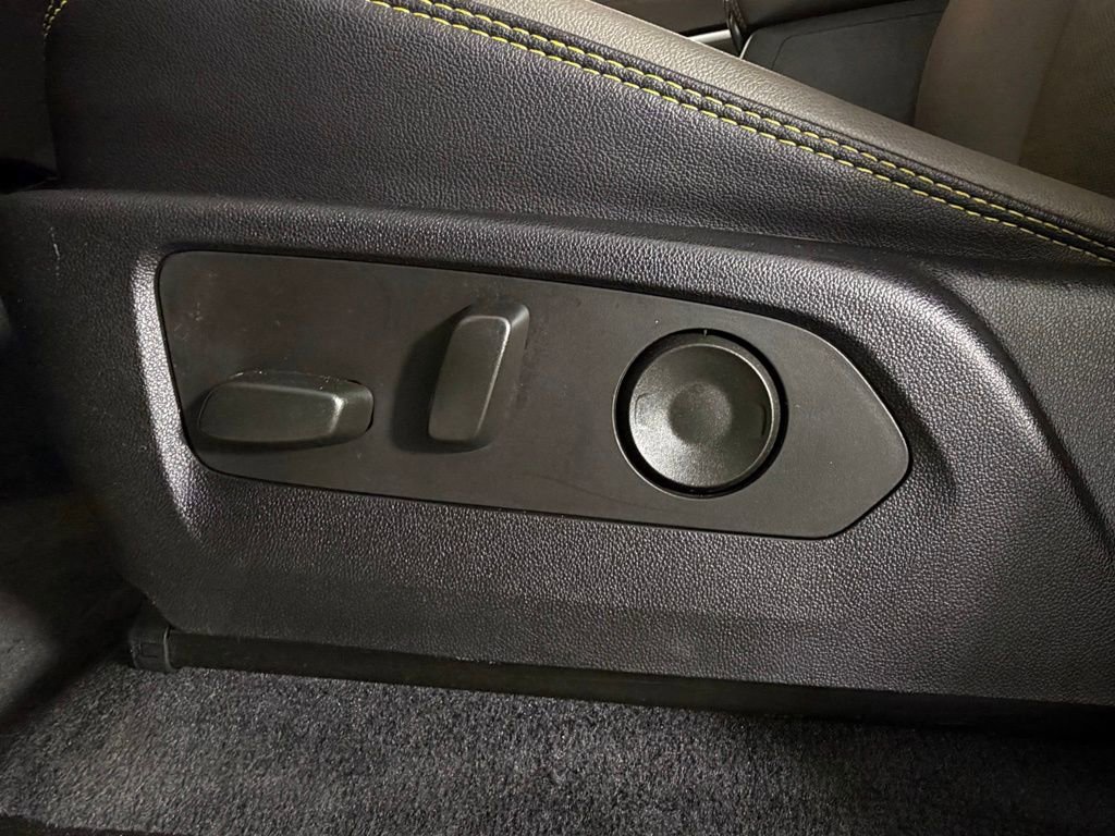 Used 2023 Chevrolet Colorado ZR2 w/ ZR2 Convenience Package III image 23