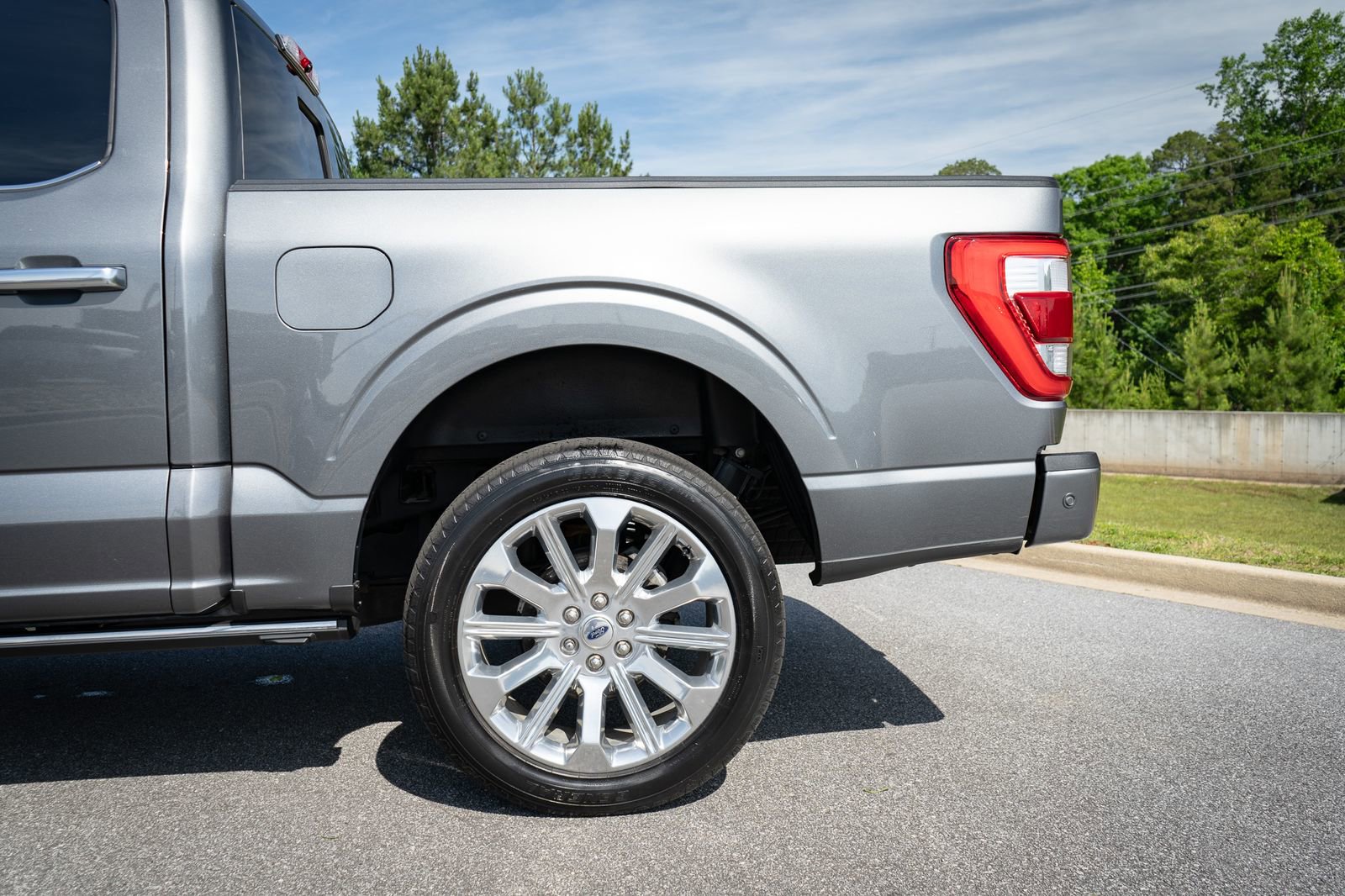Used 2023 Ford F150 Limited AWD/4WD image 17