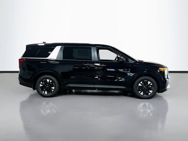 New 2026 Kia Carnival LXS FWD image 8