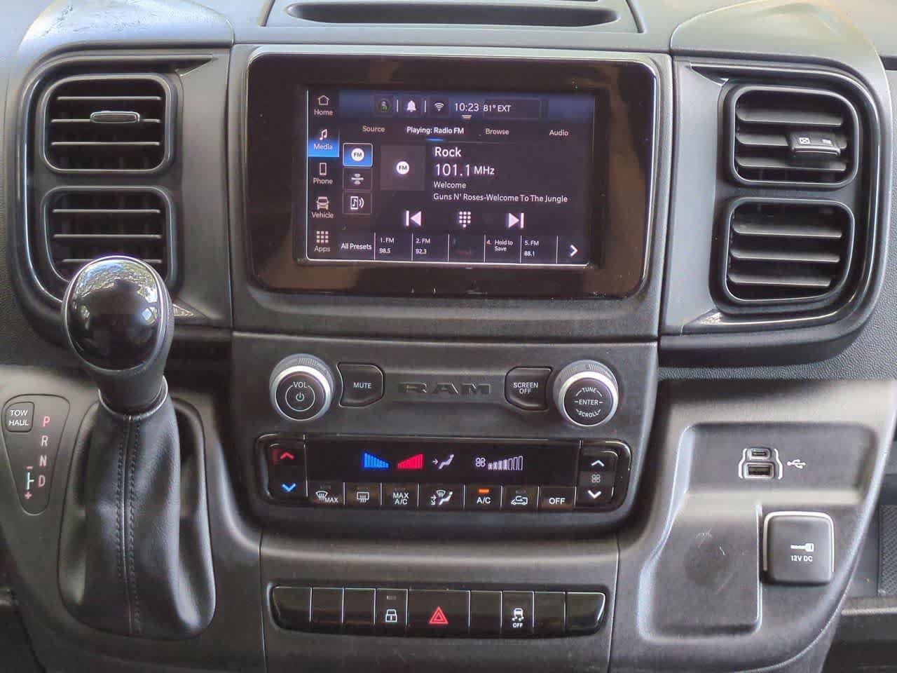 Used 2025 RAM ProMaster 3500 w/ Convenience Group FWD image 26