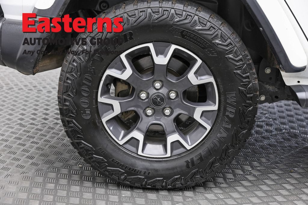Used 2024 Jeep Wrangler Unlimited Sahara w/ Dual Top Group AWD/4WD image 30