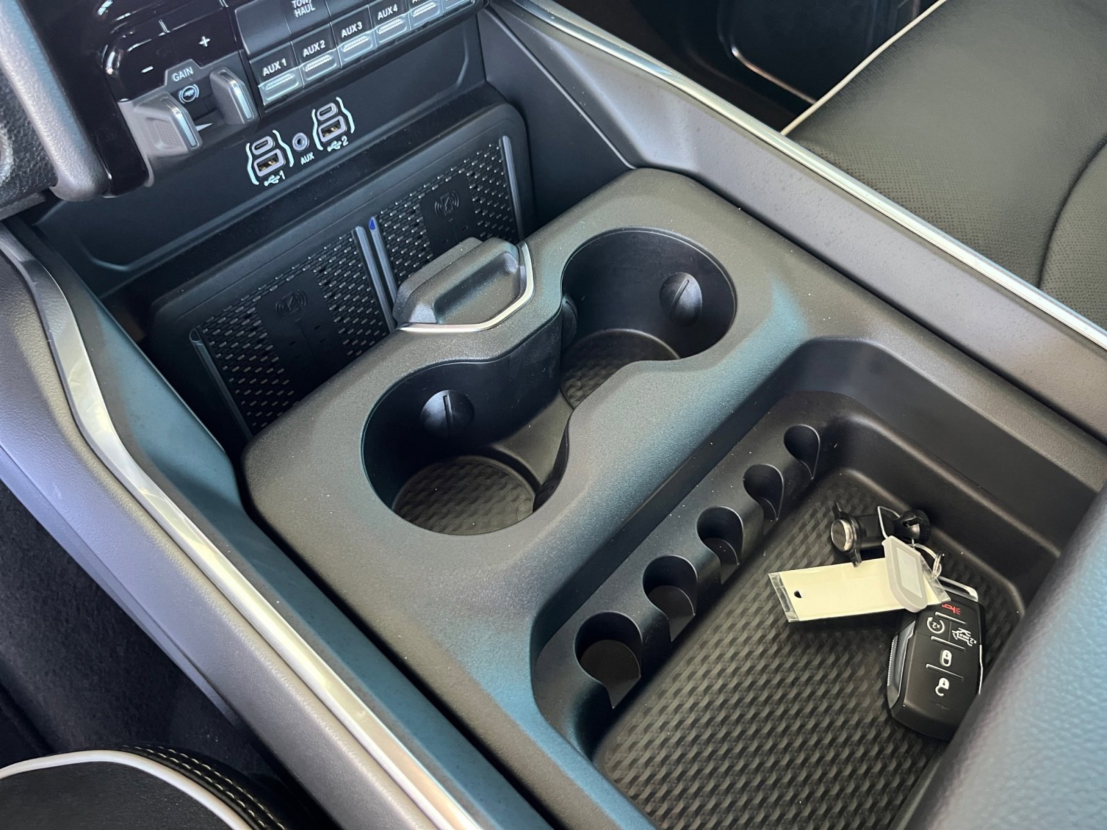 New 2026 RAM 2500 Laramie w/ Night Edition image 32