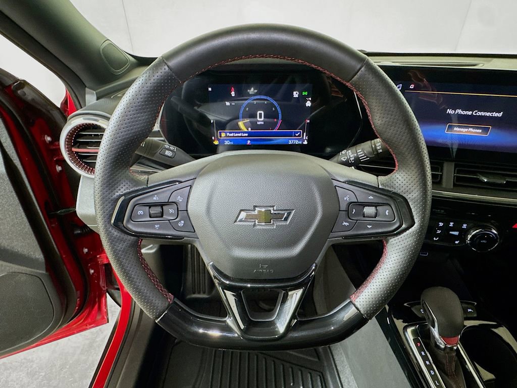 Certified 2026 Chevrolet Trax RS FWD image 9