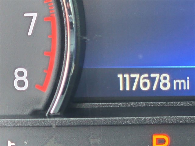 Used 2022 Ford Explorer XLT w/ Equipment Group 202A image 26