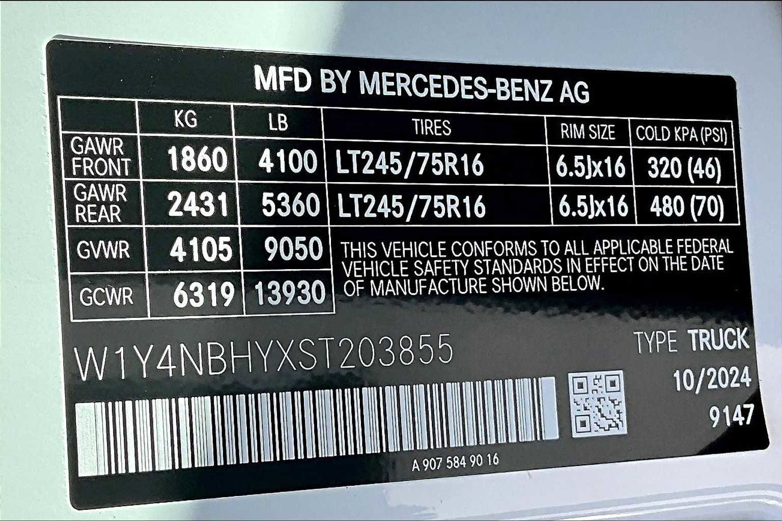 New 2025 Mercedes-Benz Sprinter 2500 image 22