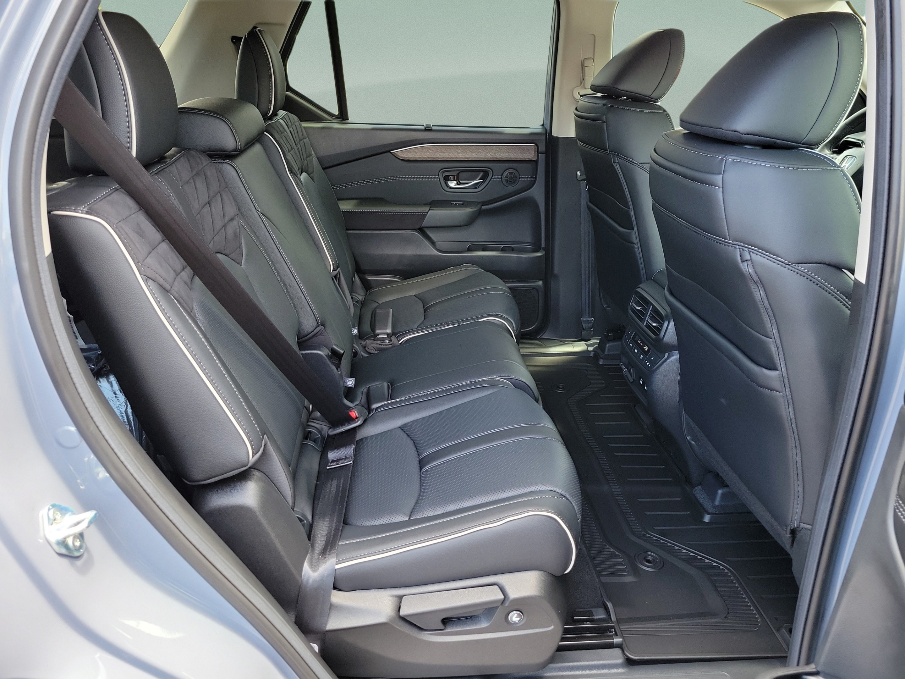 New 2026 Honda Pilot Elite image 10