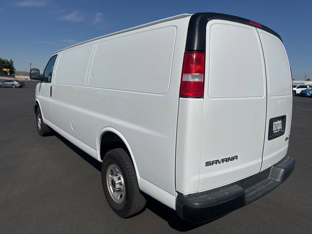 Used 2023 GMC Savana 2500 Extended w/ Driver Convenience Package RWD image 3