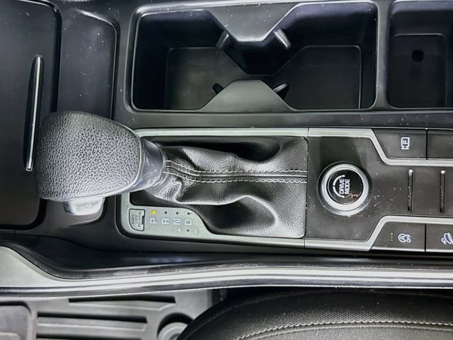 Used 2022 Kia Sorento LX FWD image 19