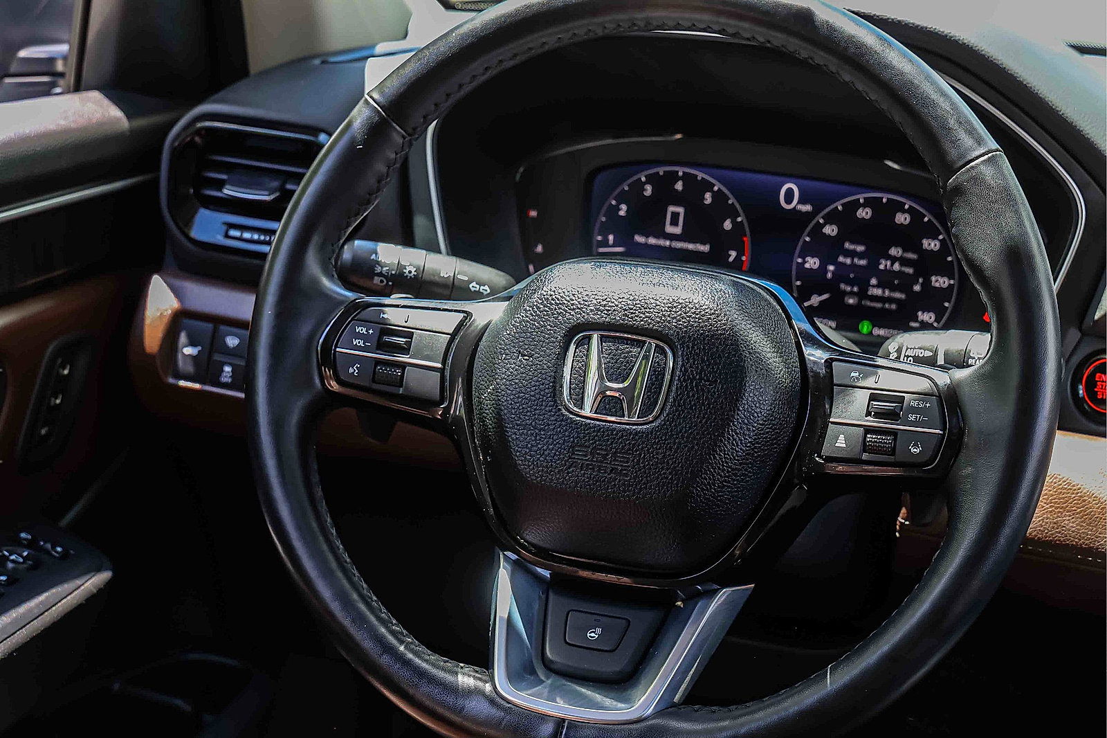 Used 2023 Honda Pilot Elite image 14