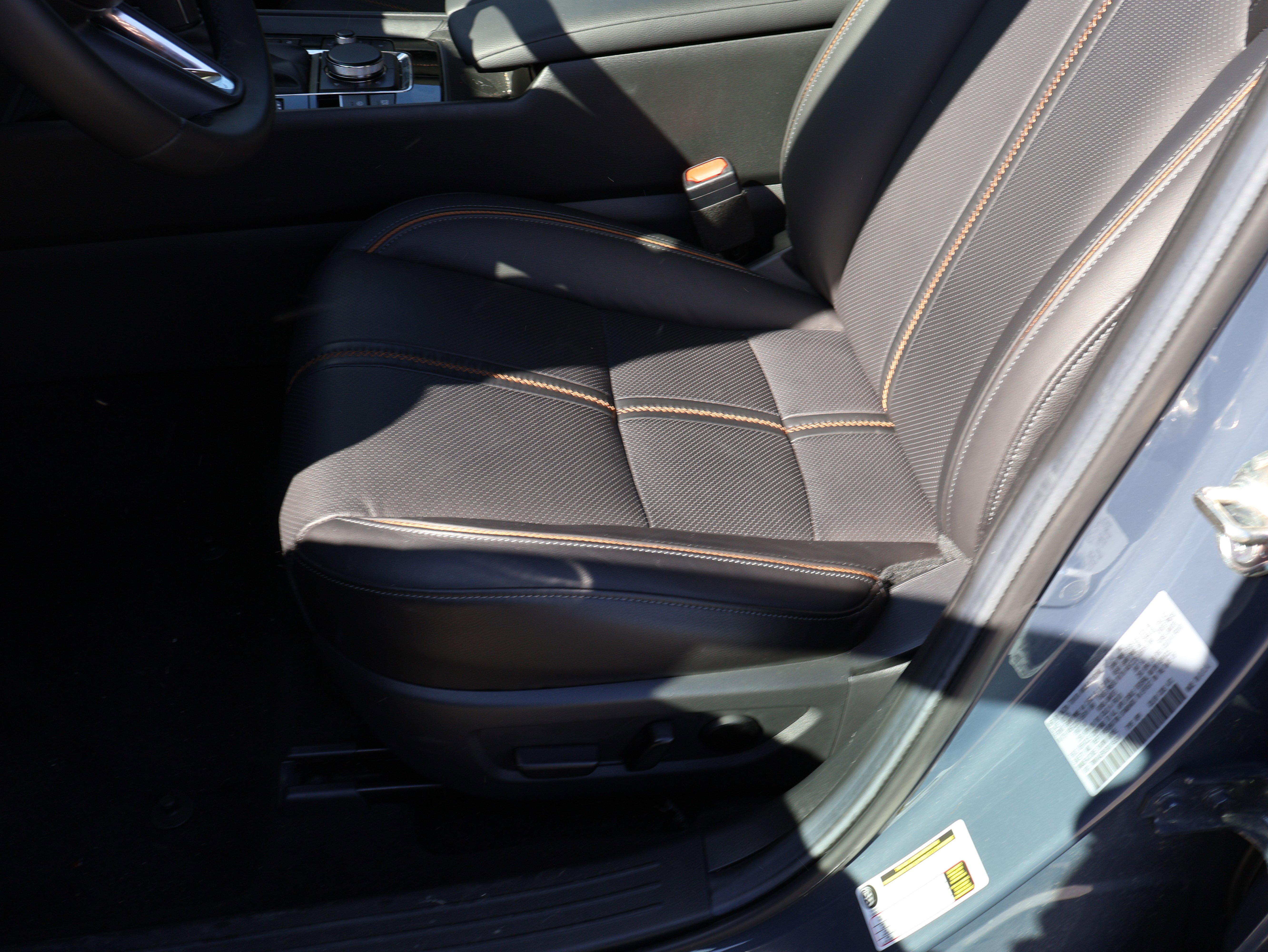 Certified 2025 MAZDA CX-50 2.5 Hybrid w/ Premium Plus Pkg image 40