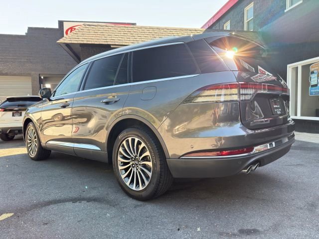 Used 2020 Lincoln Aviator Reserve w/ Equipment Group 201A image 3