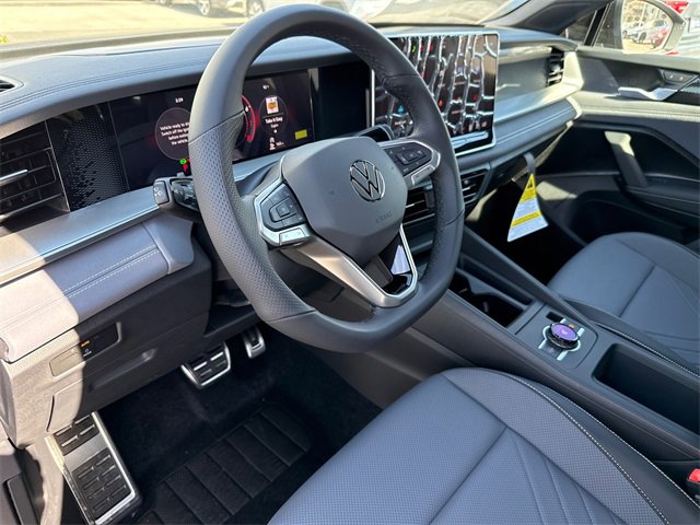 New 2026 Volkswagen Tiguan SE R-Line image 42