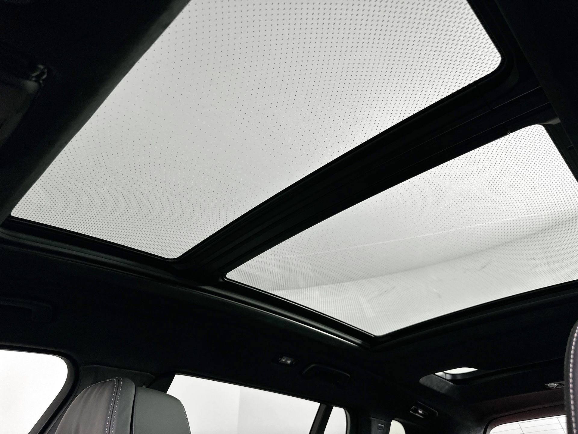 New 2026 BMW X7 M60i image 22