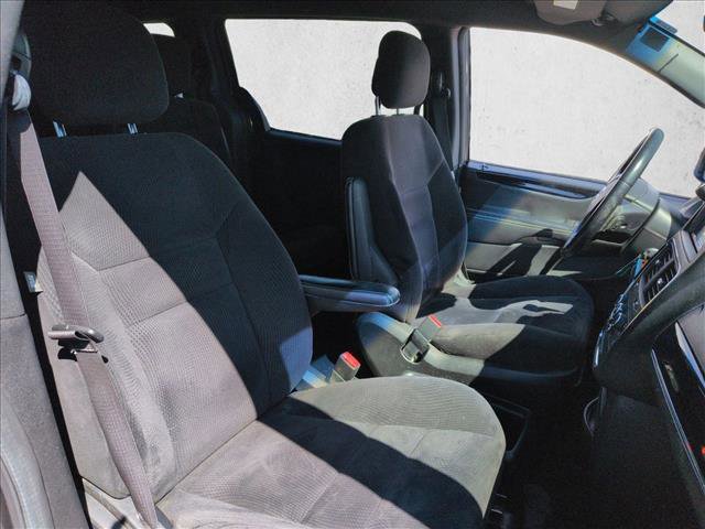 Used 2014 Dodge Grand Caravan SE image 17