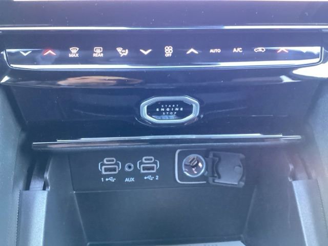 New 2026 Jeep Grand Cherokee L Limited w/ Limited Altitude Package AWD/4WD image 41