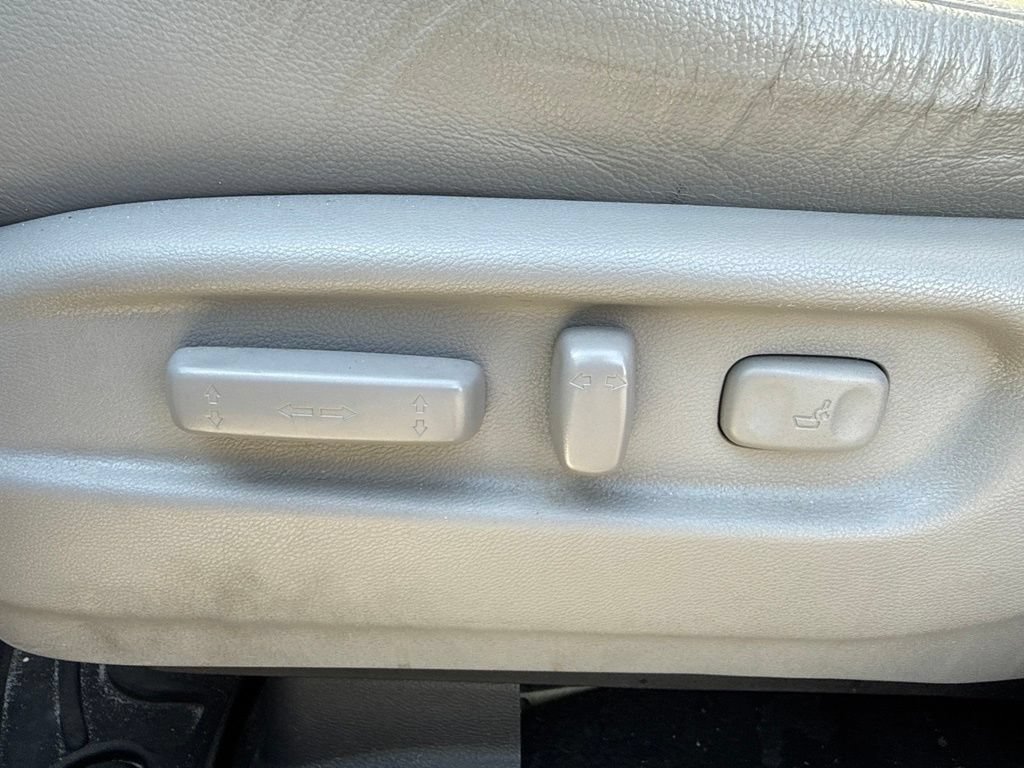 Used 2022 Honda Pilot Touring image 17