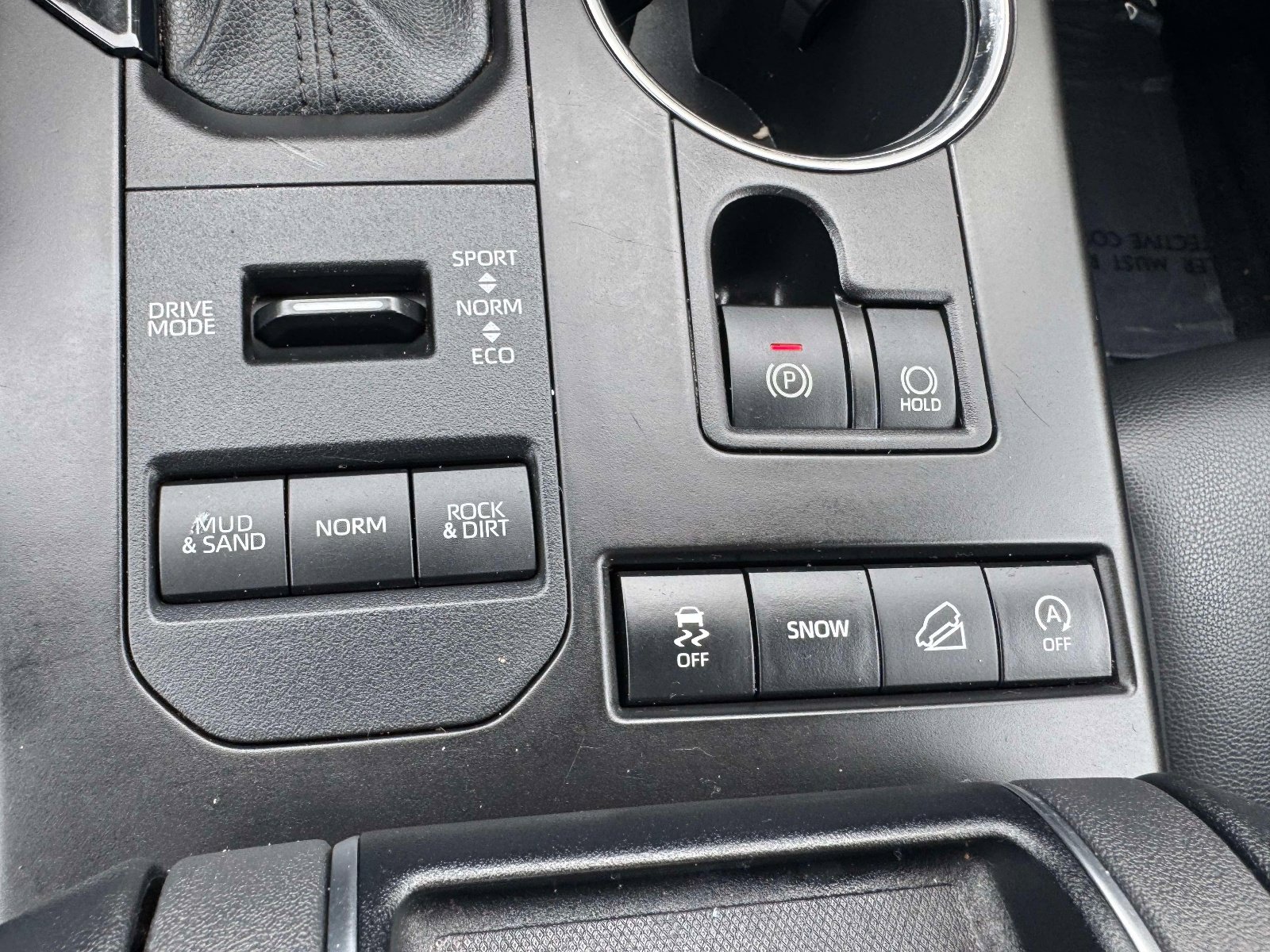 Used 2022 Toyota Highlander XLE image 31