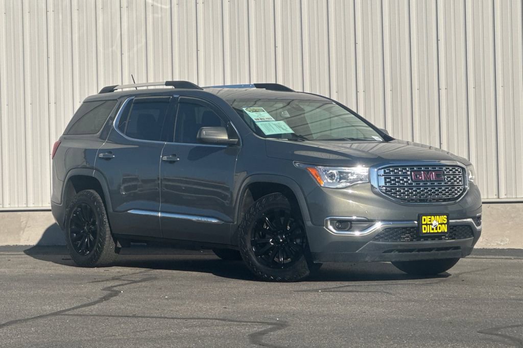 Used 2018 GMC Acadia Denali image 2