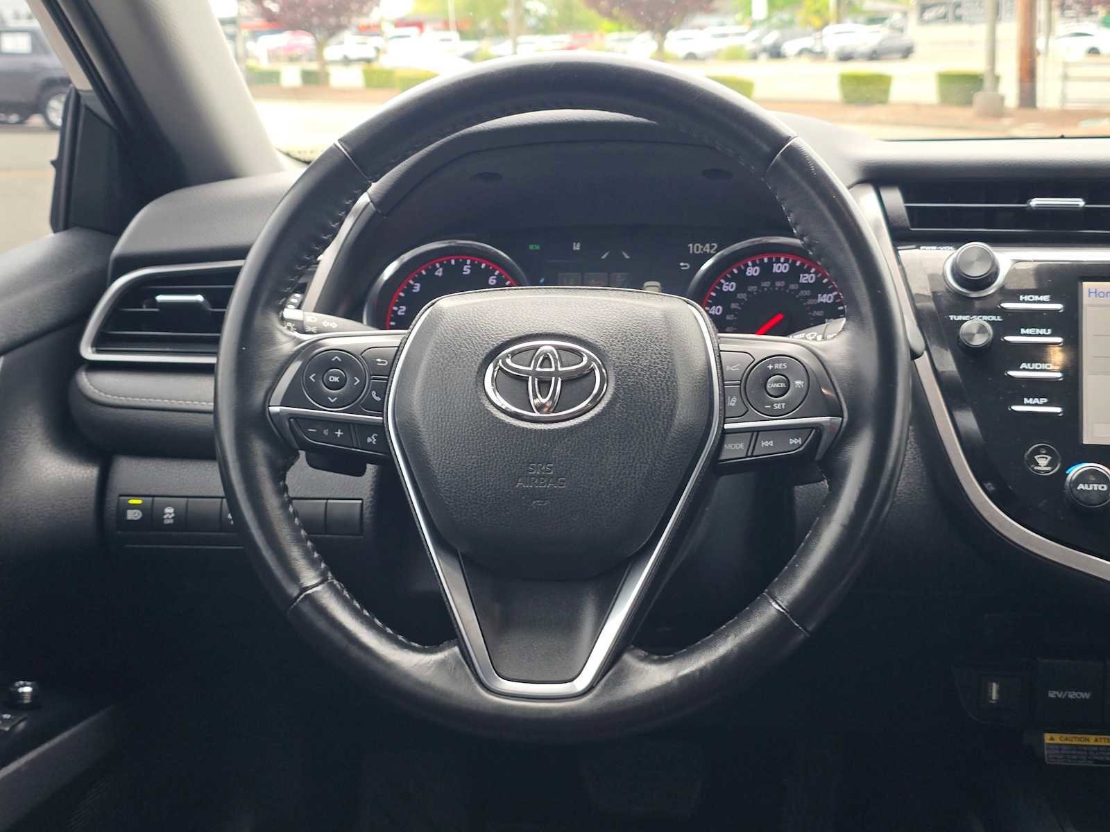 Certified 2020 Toyota Camry XSE FWD image 21