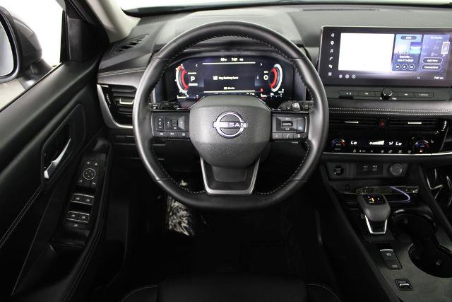 Certified 2026 Nissan Rogue SL FWD image 21